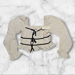 Thirty Thirty Size Medium Long Sleeve Bow Top